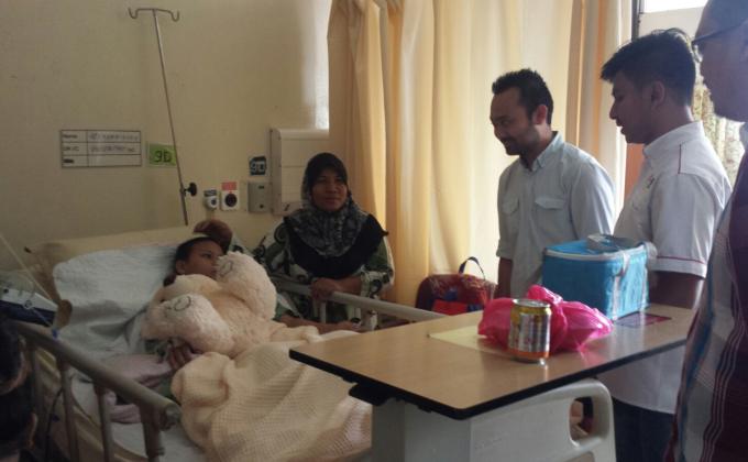 Gave an Ipad to a girl who lost both her leg in accident