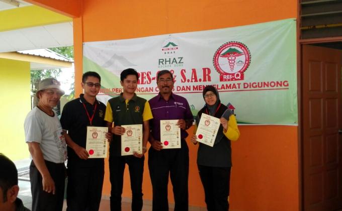 KURSUS PERTOLONGAN CEMAS & MENYELAMAT DI GUNUNG SIRI 1/2016