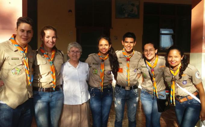 GRUPO SCOUT T’RINNRA – ROVERS -  LLEVANDO ALEGRIA