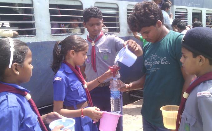 एक माह से चल रहे निःशुल्क जल प्याऊ शिविर के अंतिम चरण के साथ हुआ समापन।