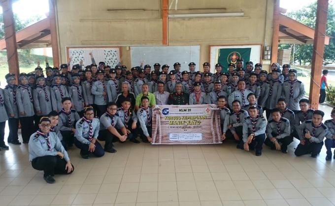 Kursus kepimpinan manik kayu