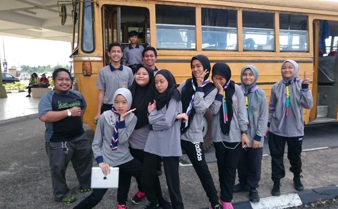Dalam perjalanan ke Taman Negara Gunung Gading.Untuk Kem WSD ( World Scout Day )