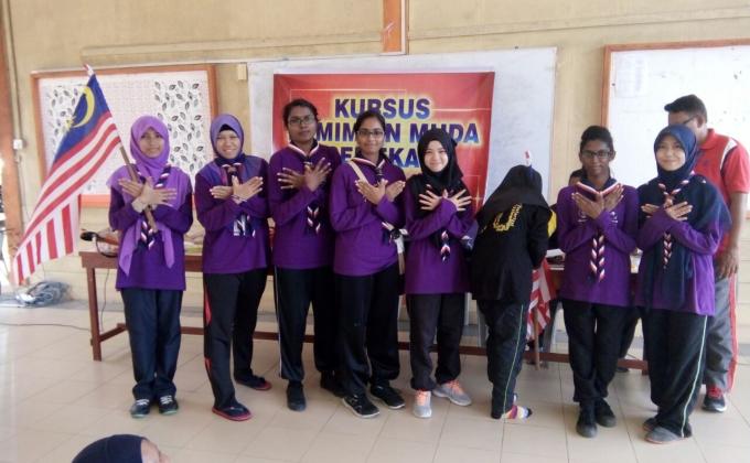 Kursus Kepimpinan Muda SMK Bakar Arang