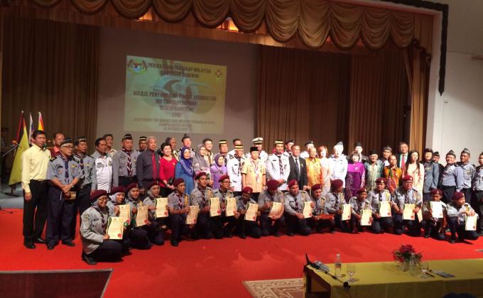 Majlis Penyampaian Pingat Peringatan 100 Tahun 0Berpengakap di Sarawak