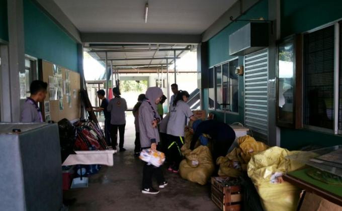Gotong-Royong Pengakap Remaja