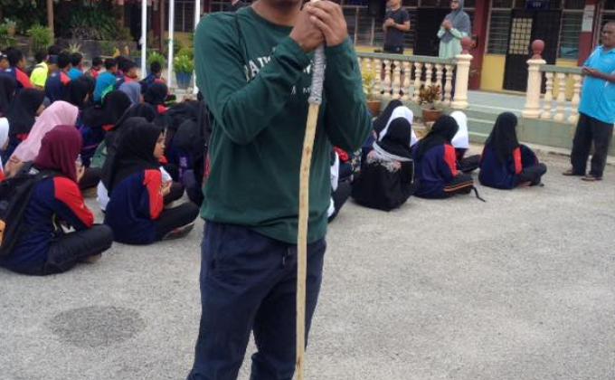 PROJEK MERINTIS BUKIT BOTAK