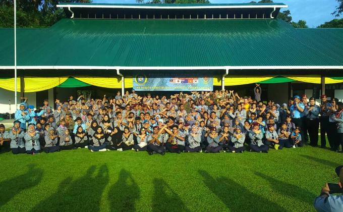PROGRAM BERSAMA US NAVY DAN MARINES