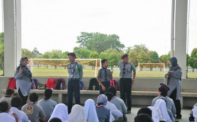 Perjumpaan badan beruniform