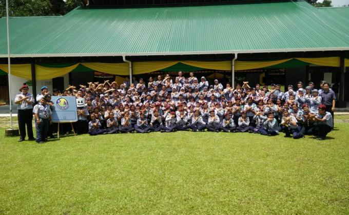 sesi bergambar 1st in Malaysia Sarawak Scout Solar Camp