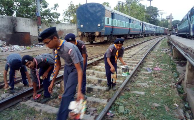 service on railway lines