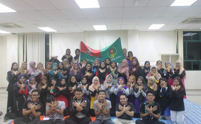 Introductory Night KLKM Uiak