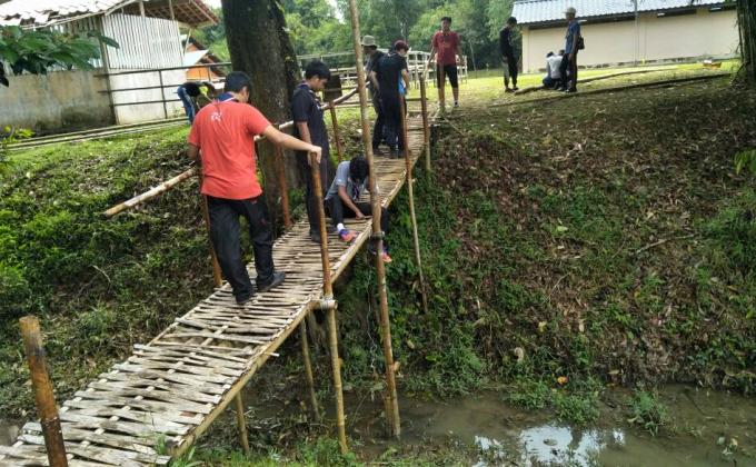 Khidmat Masyarakat  (Kem Pra Pentarafan)