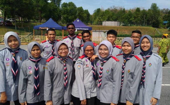 Karnival Unit Beruniform Politeknik Sultan Azlan Shah