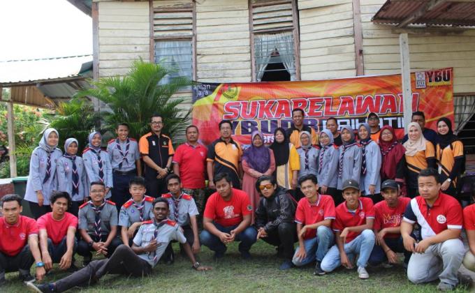 PROGRAM GOTONG-ROYONG ZIARAH KASIH YAB MENTERI BESAR DI MANJOI 