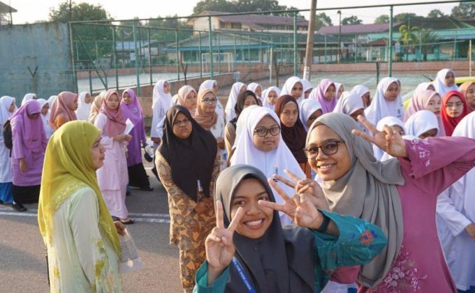 Immersion School Programme Pramuka SMP Islam Al-Azhar14 Semarang dan Pengakap Kelana SMK Tasek Utara Johor Bahru