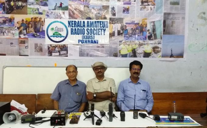 Radio Scouting - Exhibition on HAM Radio at M.E.S. College, Ponnani organised by Kerala Amateur Radio Society, Ponnani