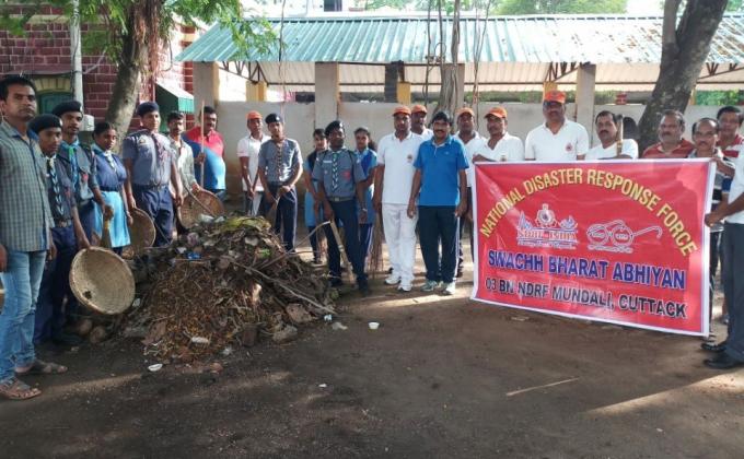 Swachh Bharat abhiyaan held on District Magistrate office