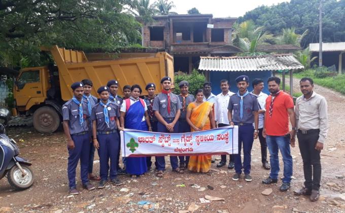 Service in Charmadi Ghat