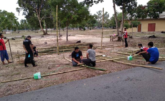 PINTU GERBANG IDENTITI KONTINGEN