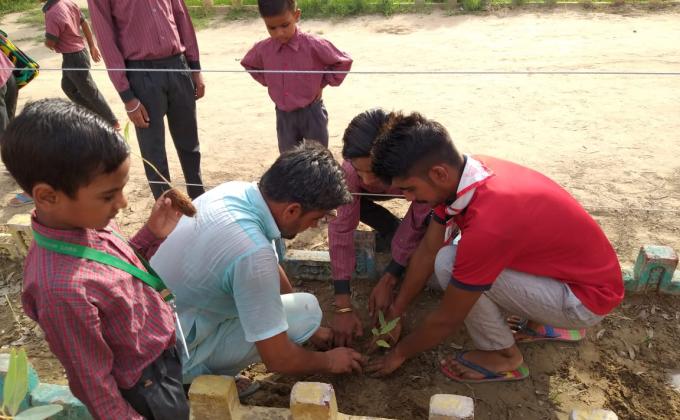Perbincangan Gimik Sambutan Hari Kemerdekaan