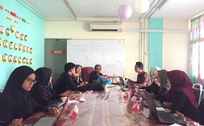Let's meet and discuss with Tuan Amir