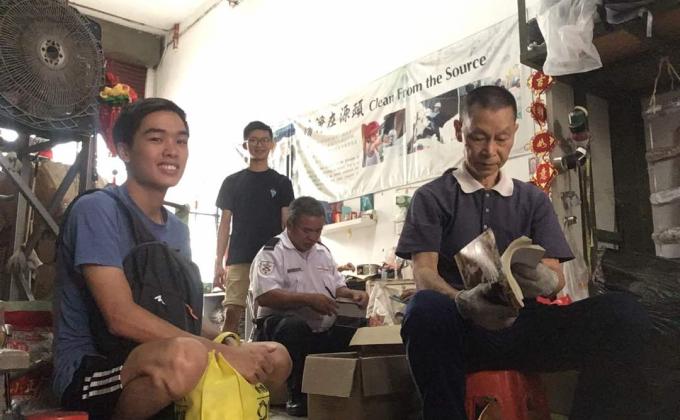 Walkside by Rovs Project - Collected Bottle Caps at Tzu Chi Recycle Centre 2