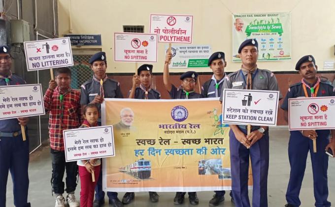 CLEAN RAIL AND CLEAN INDIA PROJECT