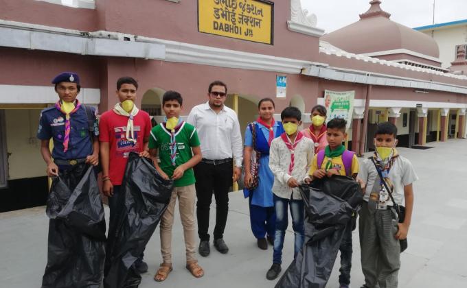 CLEAN RAIL AND CLEAN INDIA PROJECT 