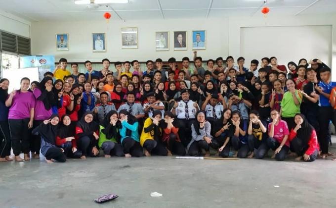 Membantu Perkhemahan Smt Sejingkat