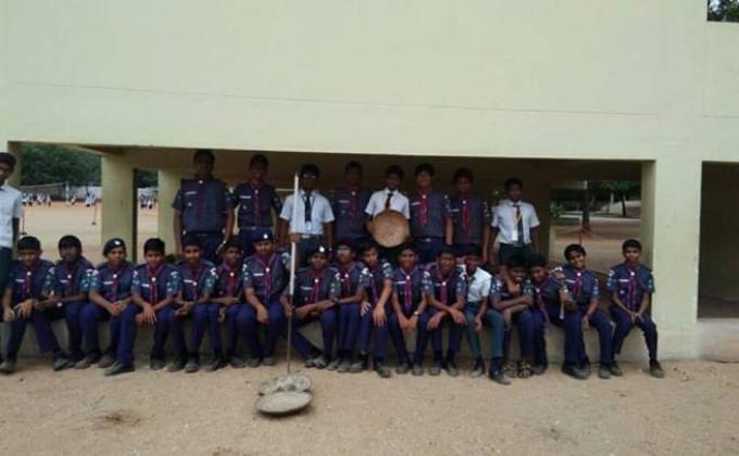 clean  India project for school scout boys