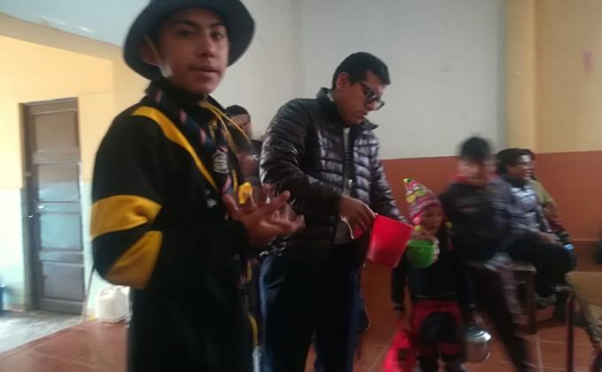 COMPARTIENDO EL DESAYUNO CON EL PROJIMO