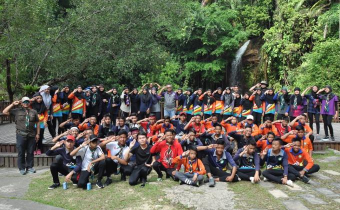Hiking Keamanan dan Pendidikan Alam Sekitar Semaun & STPRI