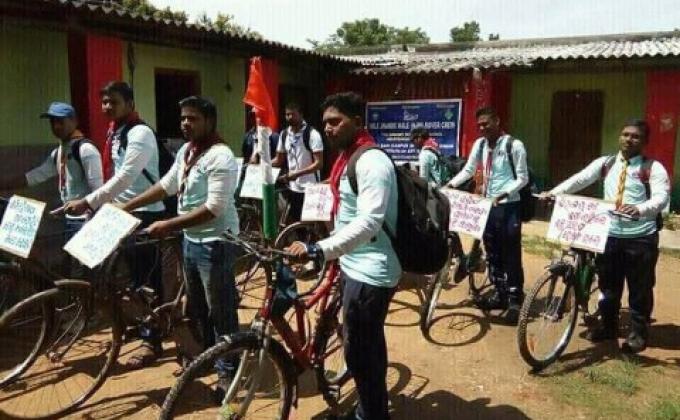 "'SWACHA BHARAT SUNDAR BHARAT." CYCLE REALLY 