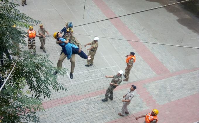 Mock Drill: Learning basic techniques to fight against flood 