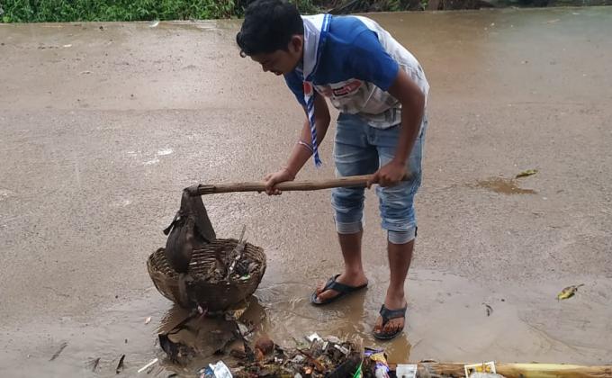 UTILIZATION OF PLASTIC WASTAGES FOR REPAIRING OF ROAD