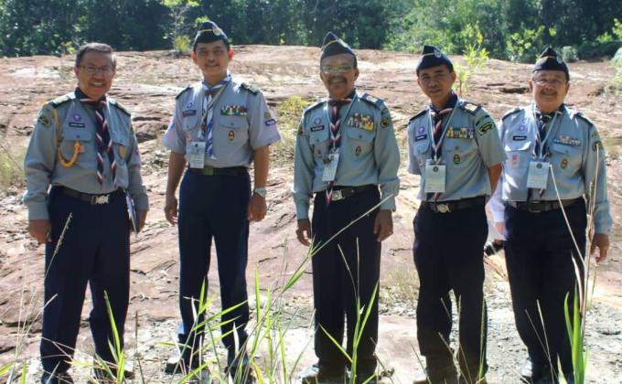 Meninjau Kawasan Silent Trail Jungle Tracking SNP