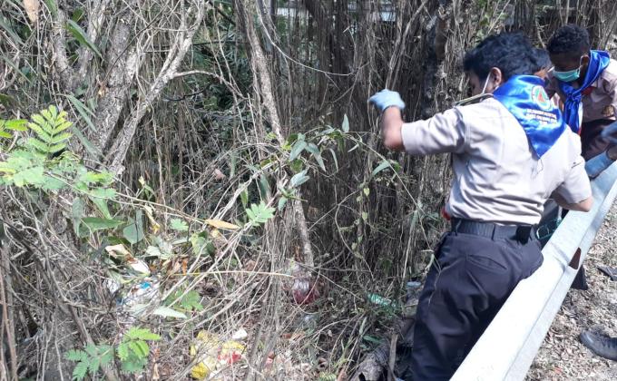 Aksi bersih sampah plastik