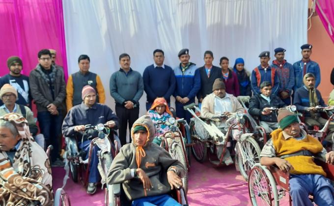  निःशुल्क सहायक उपकरण वितरण समारोह 