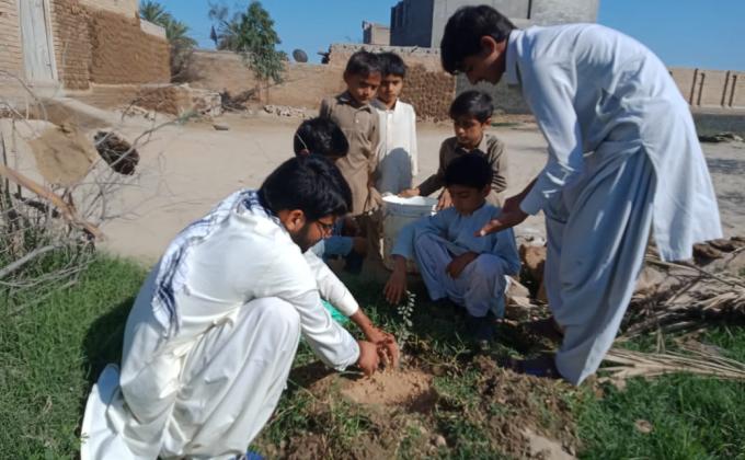 Green Pakistan "Planting" Campaign

