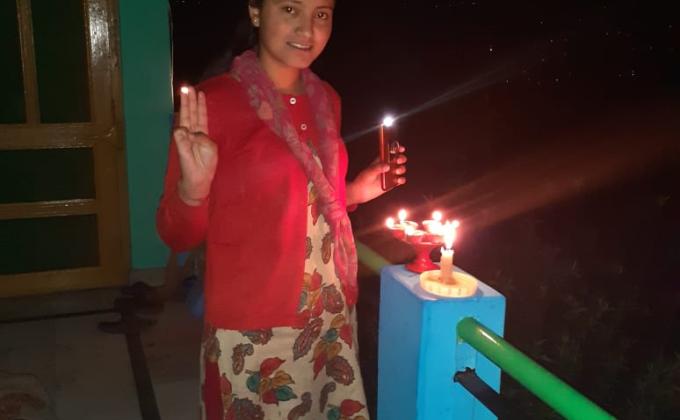Tribute to nation by lamp lightening