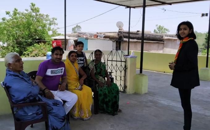 Aaj Mene Meri family ko plastic pollution ke bare me bate ki or unhe samjhaya.
#sakalpbyscoutguide#bsgindia#stayhome#lockdown#fightcobid19