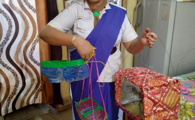 , परिण्डे,घरौंदा ,चुग्गा पात्र,पक्षियों हेतु तैयार