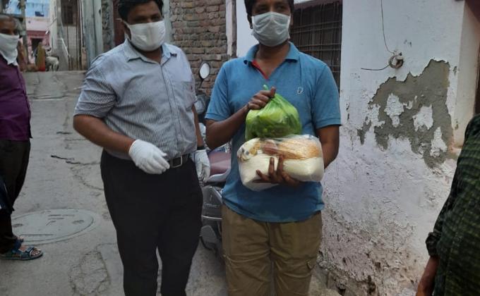 कोरॉना लॉकडाउन के दरमियान खाद्य सामग्री का किया वितरण