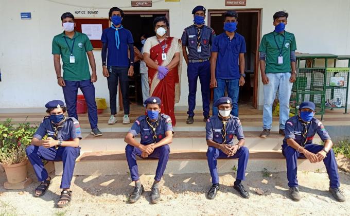 Rover crew assistance in Public examination