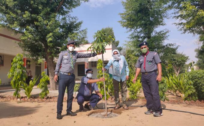 स्थानीय संघ द्वारा व्रक्षारोपन अभियान