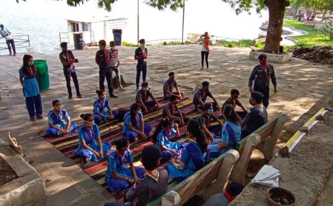 Scouts Guides are leading youth action against covid 19 