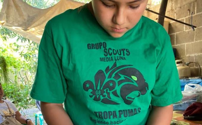 *झुंझुनूं*  विश्व योग दिवस के अवसर पर स्काउट गाइड योग करते हुए