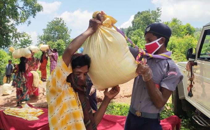 Distribution Rations food to needy 