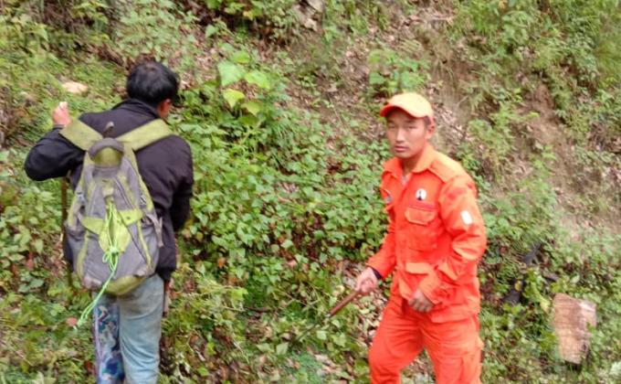 Road Cleaning at Jaray-Autsho Way.