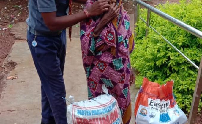 Distribution of Food and Hygiene kits